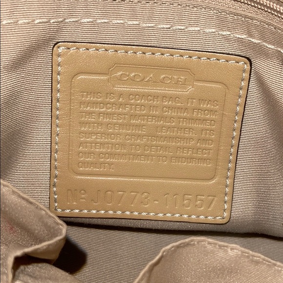 COACH Hampton Madeline Signature Satchel Handbag - Picture 7 of 8